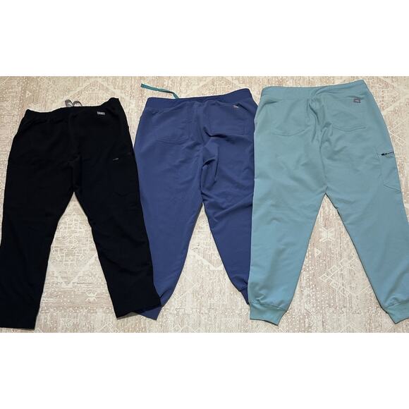 Lot of 3 FIGS Joggers Scrub Pants Women's Size Large & Large/P Excellent Cond! - Picture 2 of 16